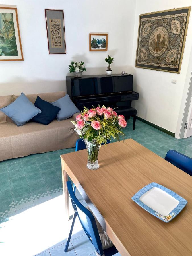 Il Balcone Sulla Piazza Villa Torre Annunziata Dış mekan fotoğraf