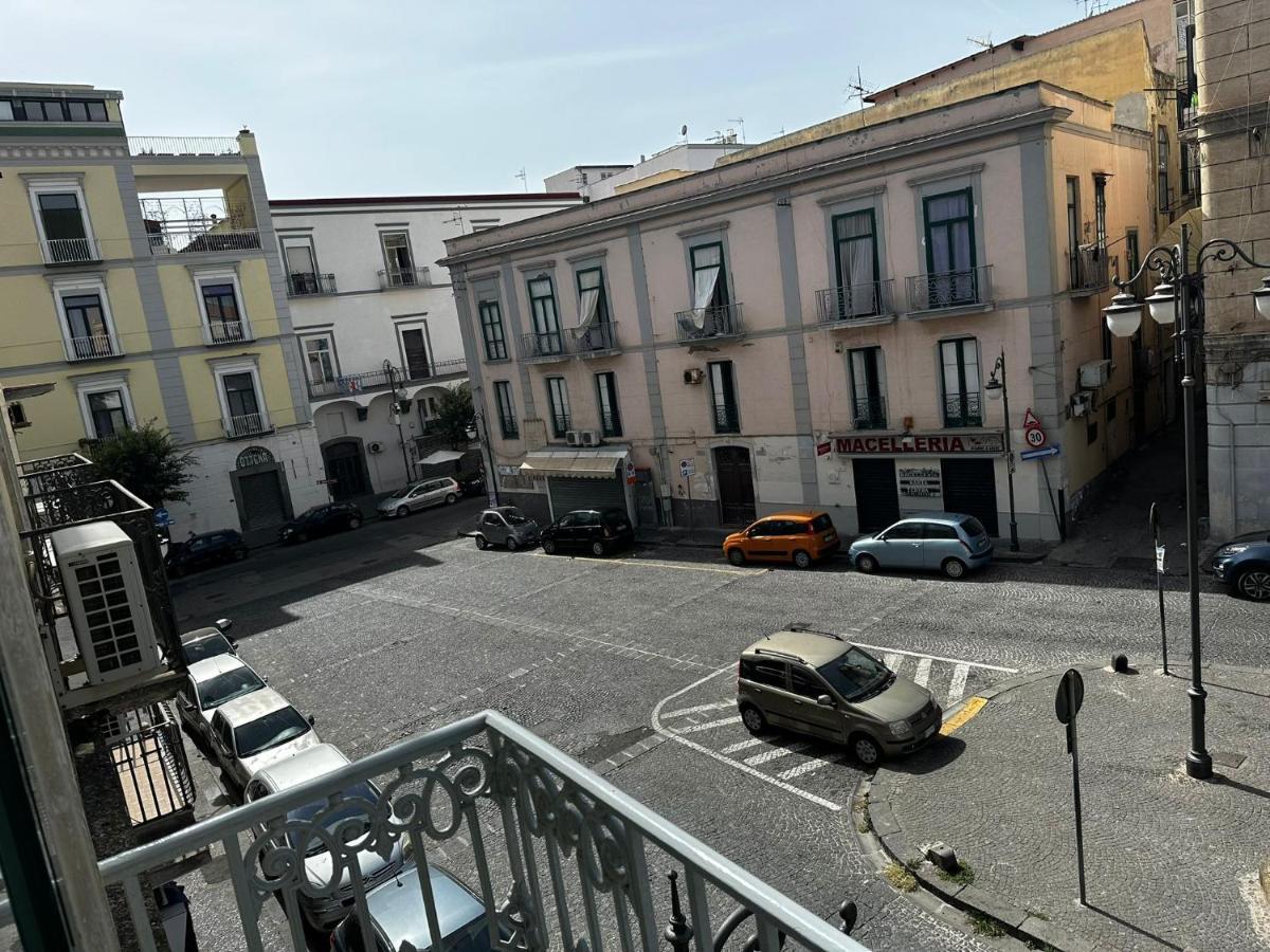 Il Balcone Sulla Piazza Villa Torre Annunziata Dış mekan fotoğraf